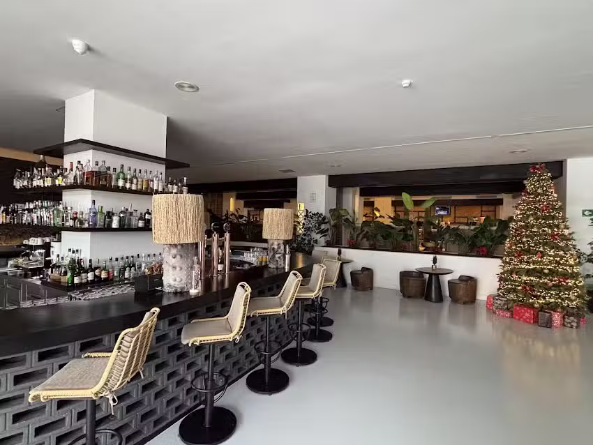 Lava Bar