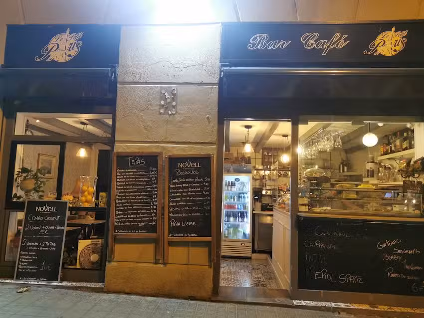 Le Petit bar