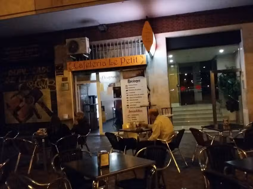 Le Petit Restaurant