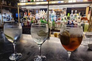 Livingstone Premium Bar