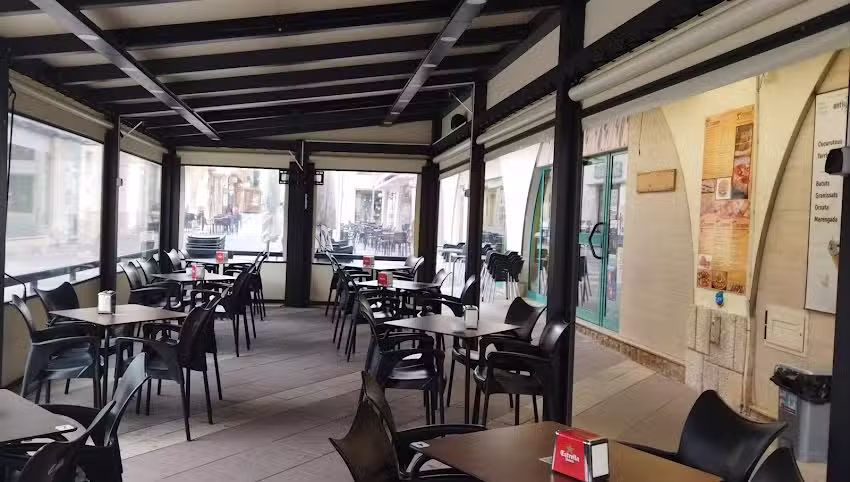 Lo Mercat &ndash; Llesquer&iacute;a Helader&iacute;a