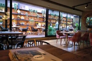 LOBBY BAR DIVINUS by BARCEL&Oacute;