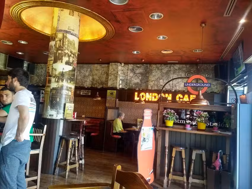 London siglo cafe