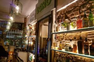 Loro Bar
