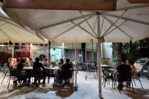 Loro Charly Ripollet Restaurant