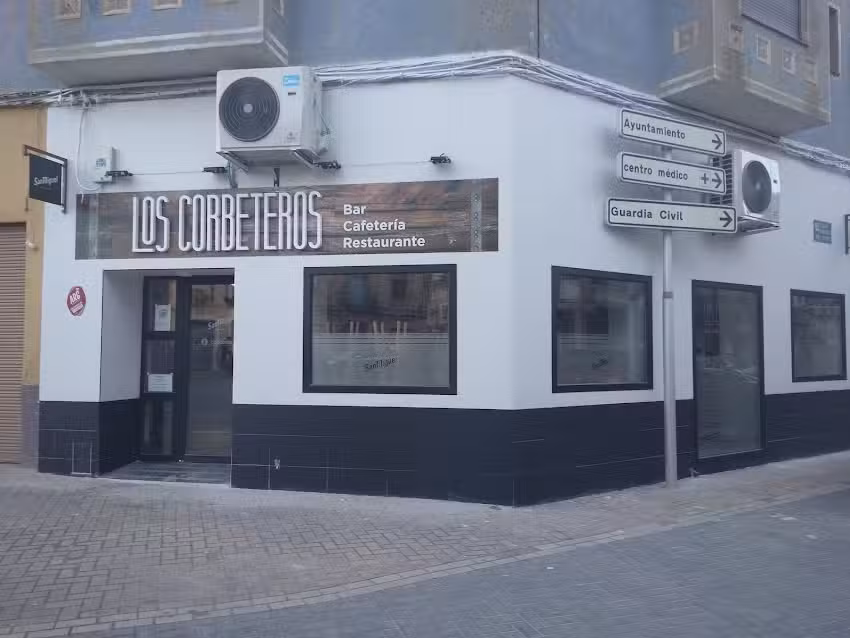 Los Corbeteros Bar Cafeter&iacute;a Restaurante