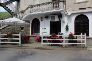 LOS JARDINES DE SAMSARA