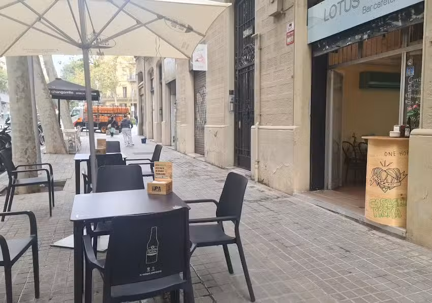 Lotus Bar cafeteria
