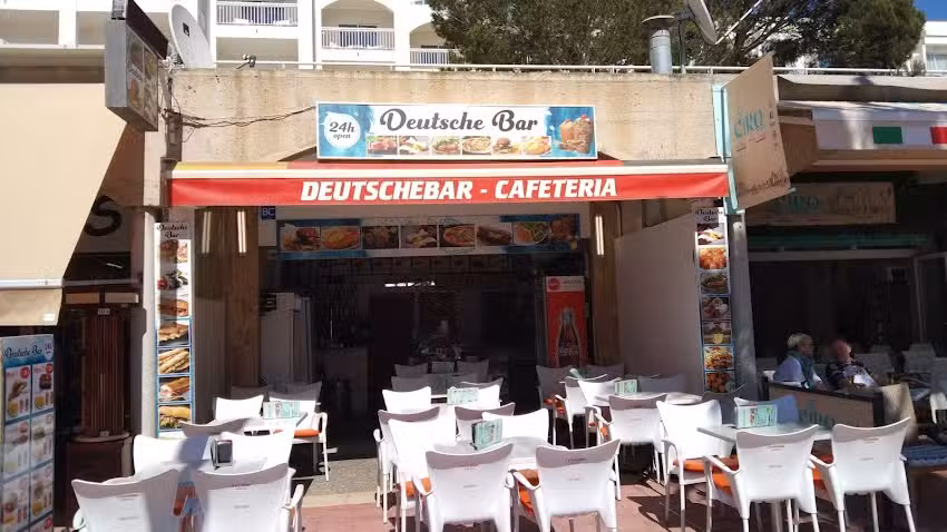 𝙇𝙤𝙫𝙚𝙡𝙮 𝙜𝙮𝙧𝙤𝙨 𝙝𝙤𝙪𝙨𝙚 𝘿𝙚𝙪𝙩𝙨𝙘𝙝𝙚 𝙗𝙖𝙧