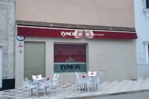 LYM&Oacute;N CAF&Eacute; Y MONTADITOS