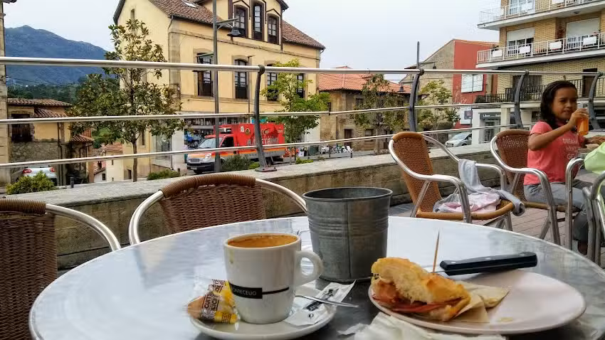 Magovi Cafe