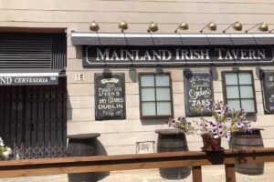 Mainland Irish tabern