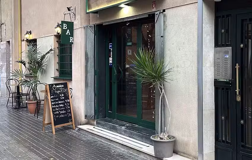 Maison Bar & Cafeter&iacute;a