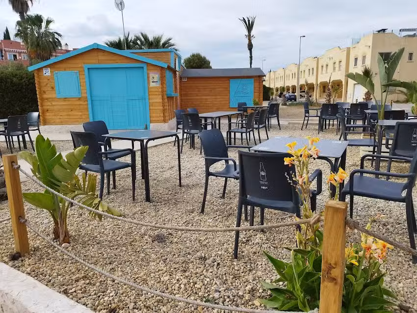 Makt&uuml;b Vera Playa &ndash; Surf Bar