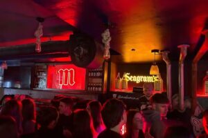 Mala m&iacute;a club