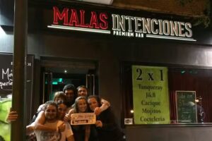 Malas Intenciones Premium Bar