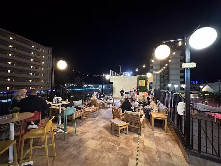 Mambo Lounge Bar Cocktails & Shisha