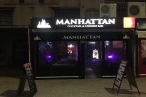 Manhattan Cocktail & Lounge Bar