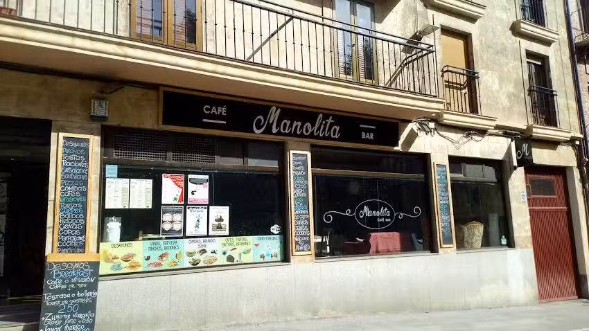 Manolita Caf&eacute; Bar