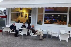 MARUGAME Caf&eacute; Bar