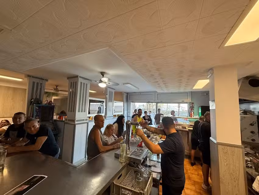 M&aacute;s que Kebab