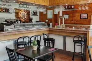 Matur&iacute;n bar caf&eacute;