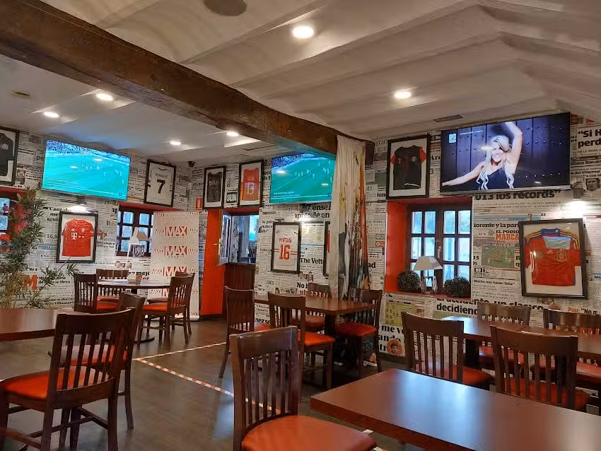 Max Sports Caf&eacute;