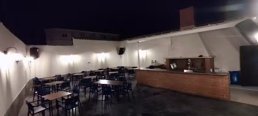 Max&oacute; Comida Casera Cocinada en Le&ntilde;a