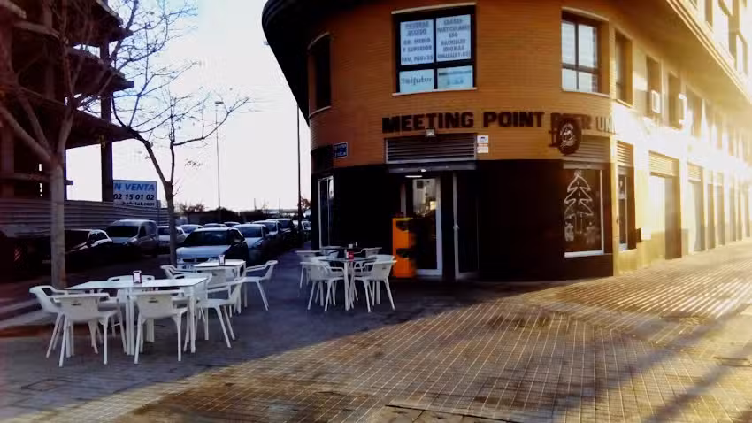 Meeting Point Beer University