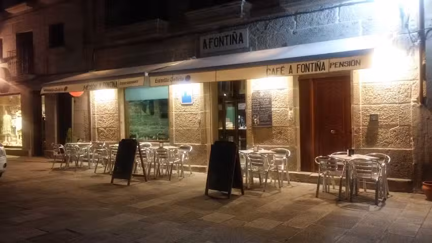 Mes&oacute;n bar A fonti&ntilde;a pension