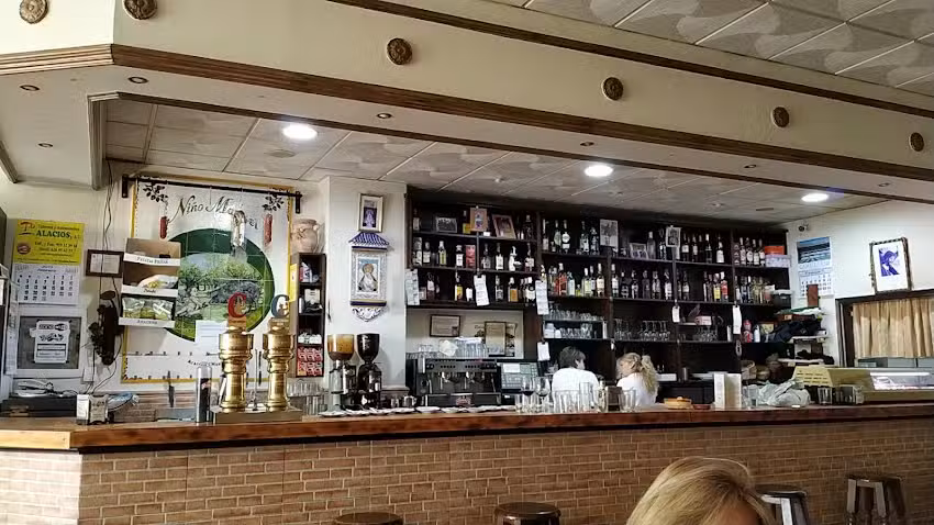 MES&Oacute;N BAR AVENIDA