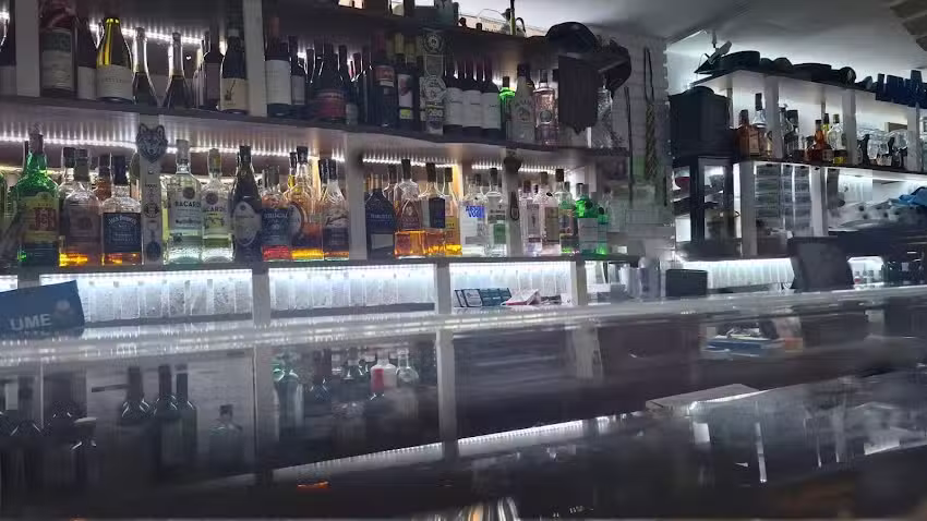 Mes&oacute;n Candela