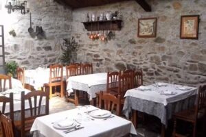 Mes&oacute;n Casa Gloria