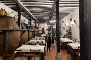 Mes&oacute;n Cuevas del Murci&eacute;lago