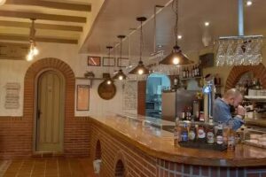 Mes&oacute;n El Bodeg&oacute;n.