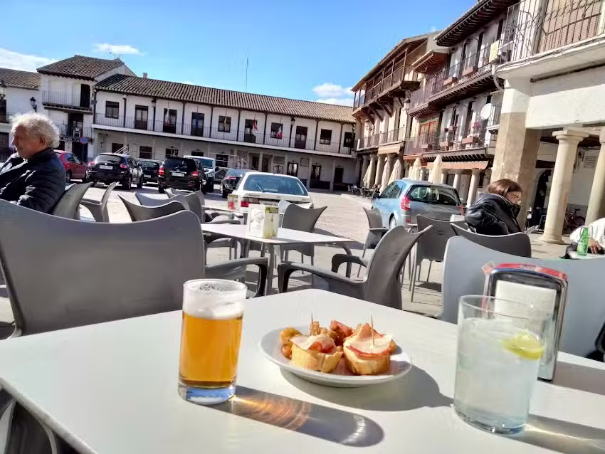 Mes&oacute;n El Burladero