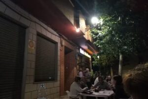 Mes&oacute;n El Cacharrero