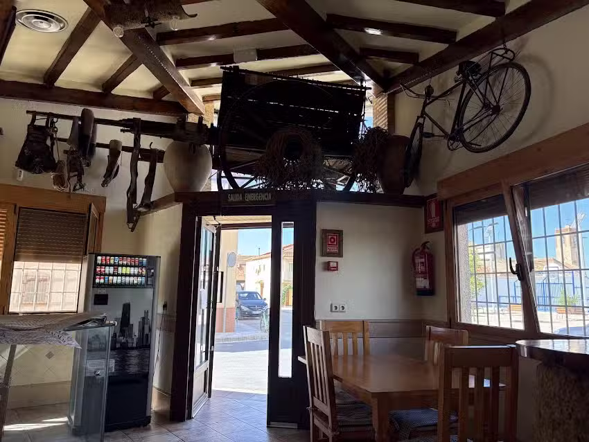 Mes&oacute;n El Colegial y hostal Petra &ndash; Loter&iacute;as