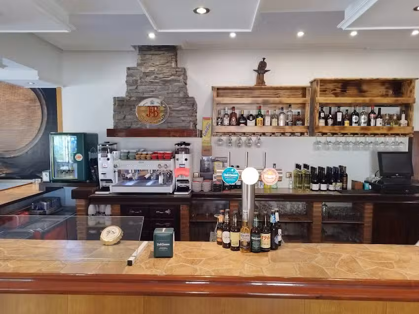 Mes&oacute;n El Esca&ntilde;o