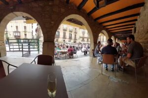 Mes&oacute;n El Sol de Olite: vinos, pinchos, eventos y buena m&uacute;sica