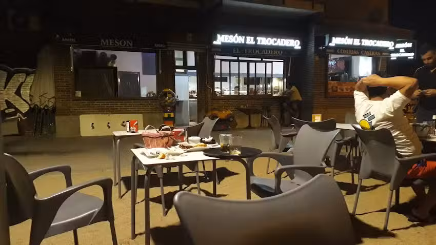 Mes&oacute;n el Trocadero