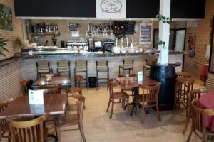 Mes&oacute;n La Antigua