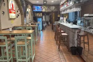 Mes&oacute;n La Fuente