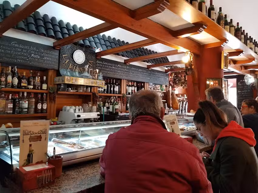 Mes&oacute;n La Venencia.