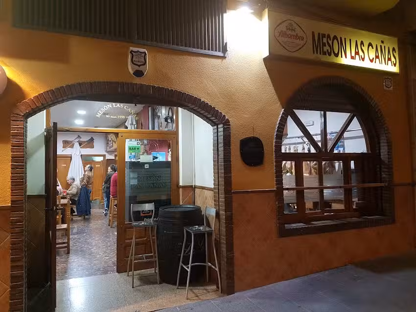 Mes&oacute;n Las Ca&ntilde;as
