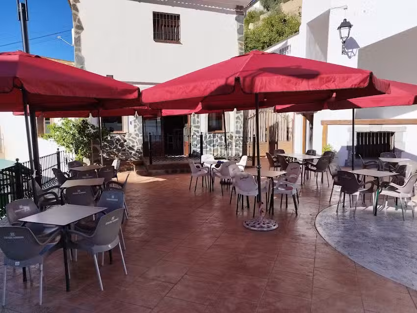 Mes&oacute;n Los Arcos