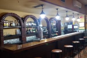 Mes&oacute;n Los Monteros