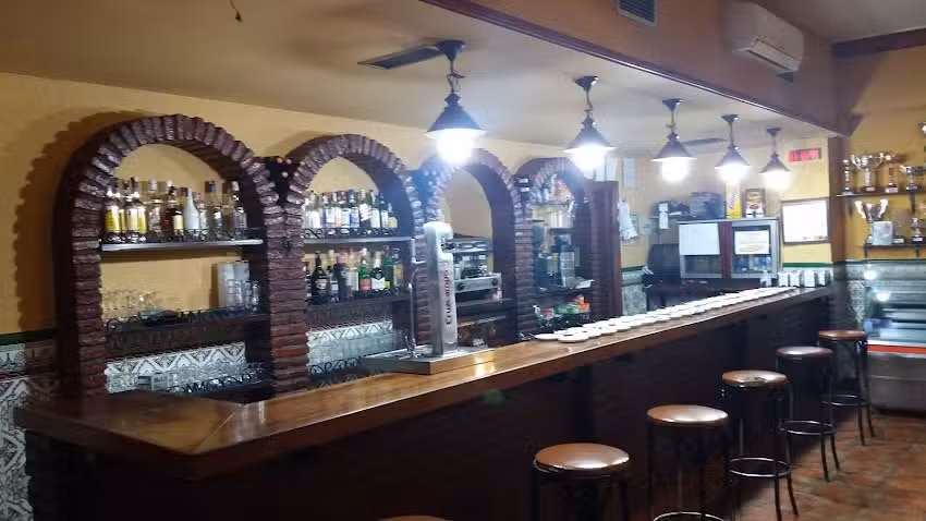 Mes&oacute;n Los Monteros