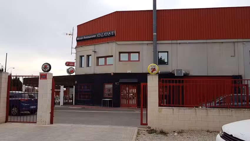 Mes&oacute;n Restaurante Atalayas II