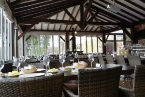 Mes&oacute;n Restaurante Curro Lucena